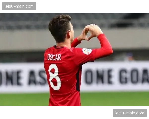 海港让克劳德卢永涛杨世元 三名后腰同时伤退中场真空